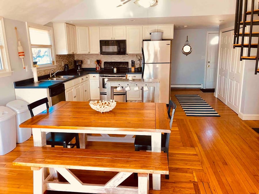 Eat in Kitchen