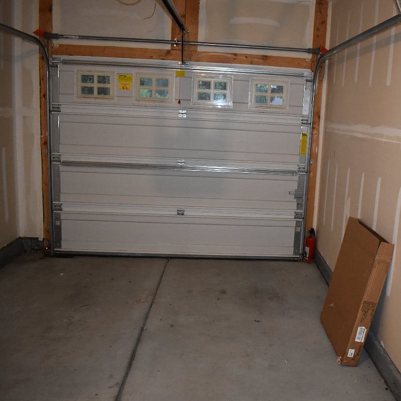 1 car garage