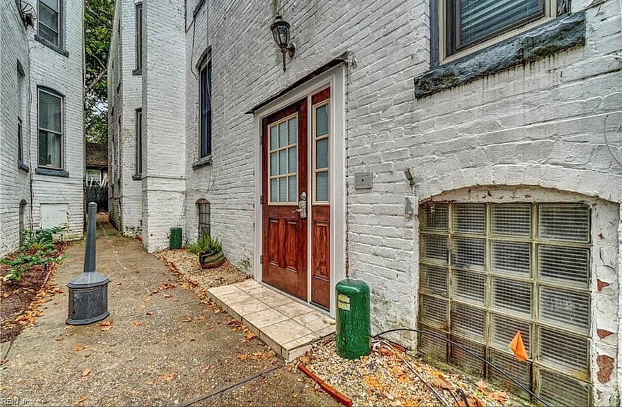 Exterior entry door