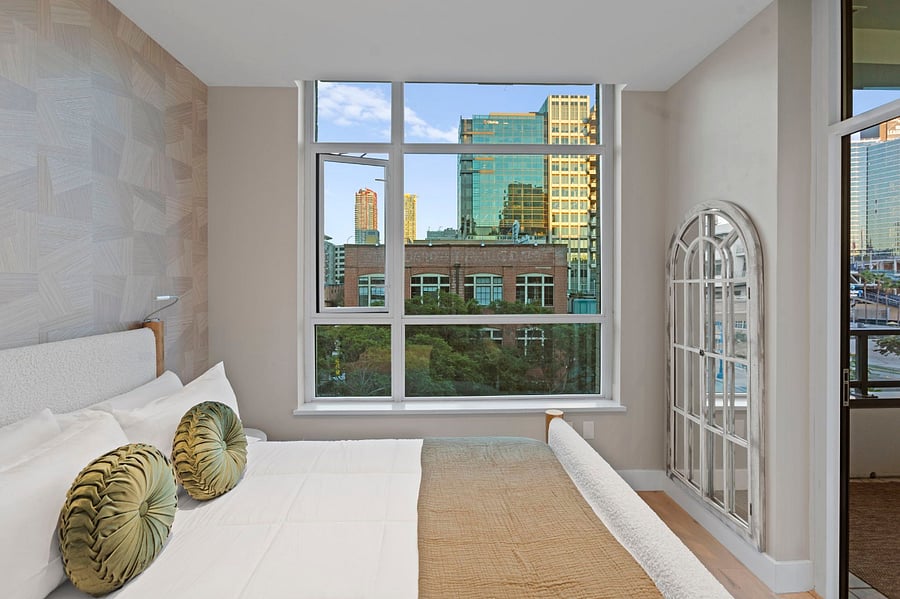 2nd floor guest queen bedroom, overlooks Gallagher Square.