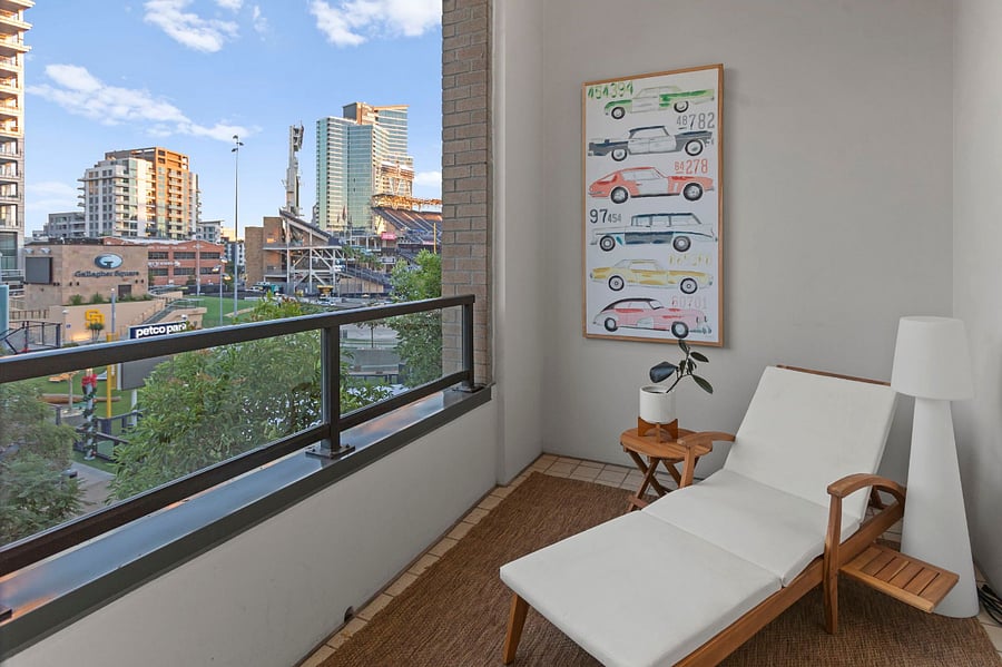 2nd floor guest bedroom balcony, overlooks Gallagher Square.