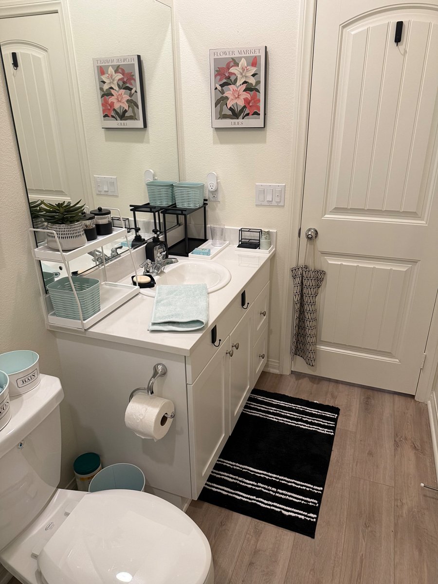 Private bathroom within studio