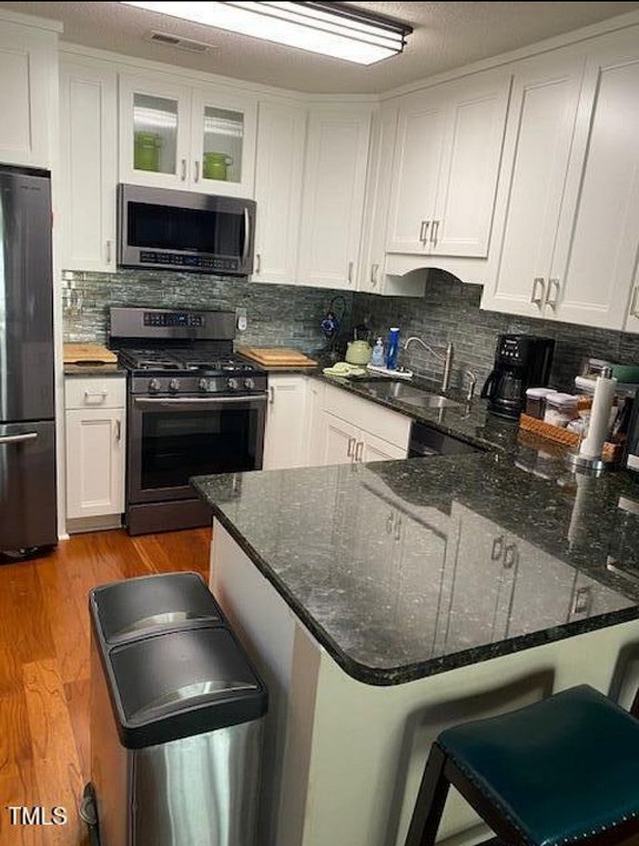 Furnished Finder property 939475_1 photo 8