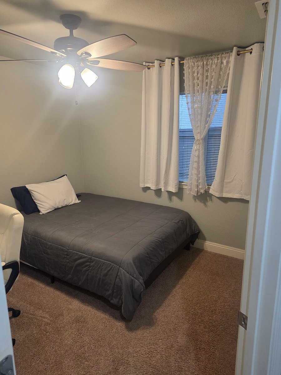 Guest bedroom 2