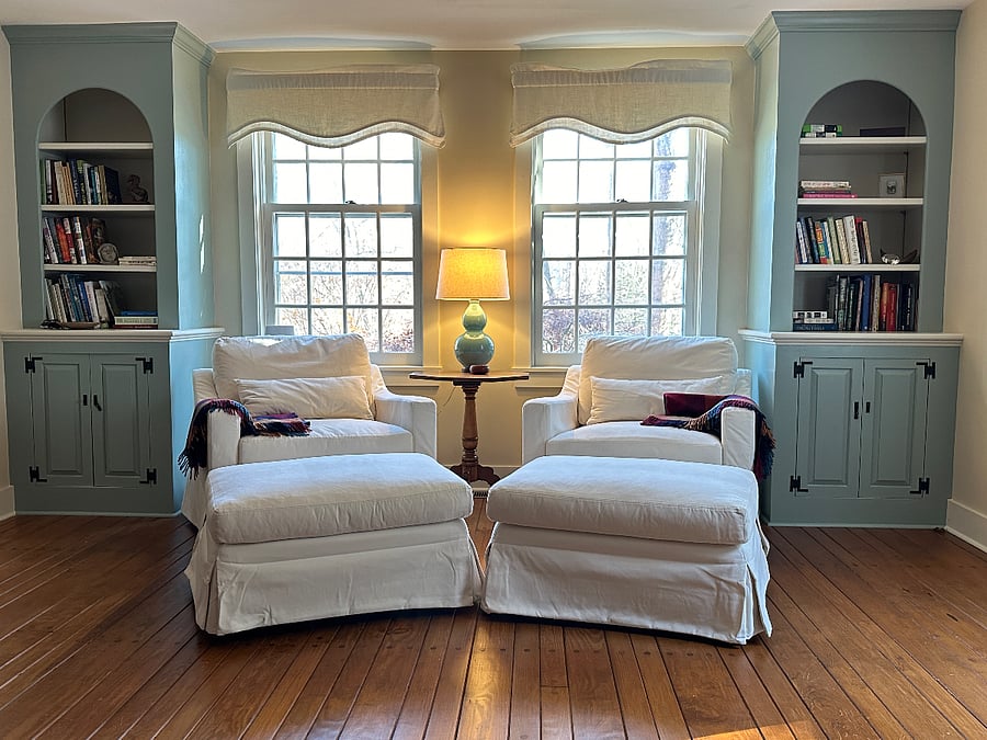 Sitting area in living room