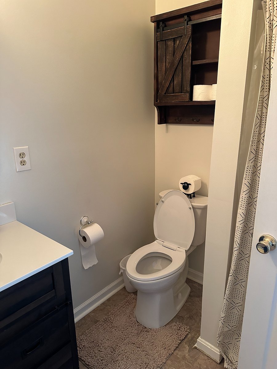 MBR has private bathroom and a shower unit, also a bathtub for those wanting relaxation.