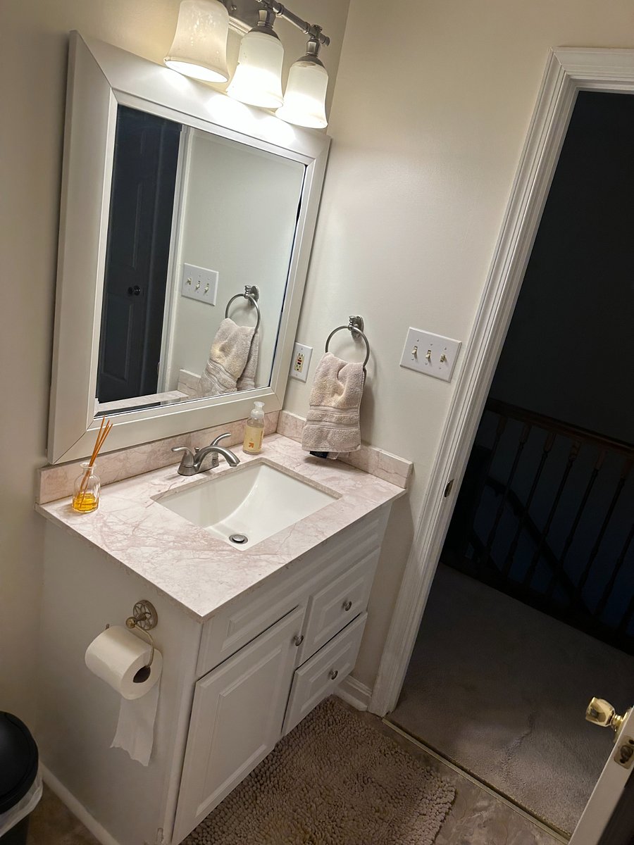 upstairs common secondary bathroom for those who have guests over.