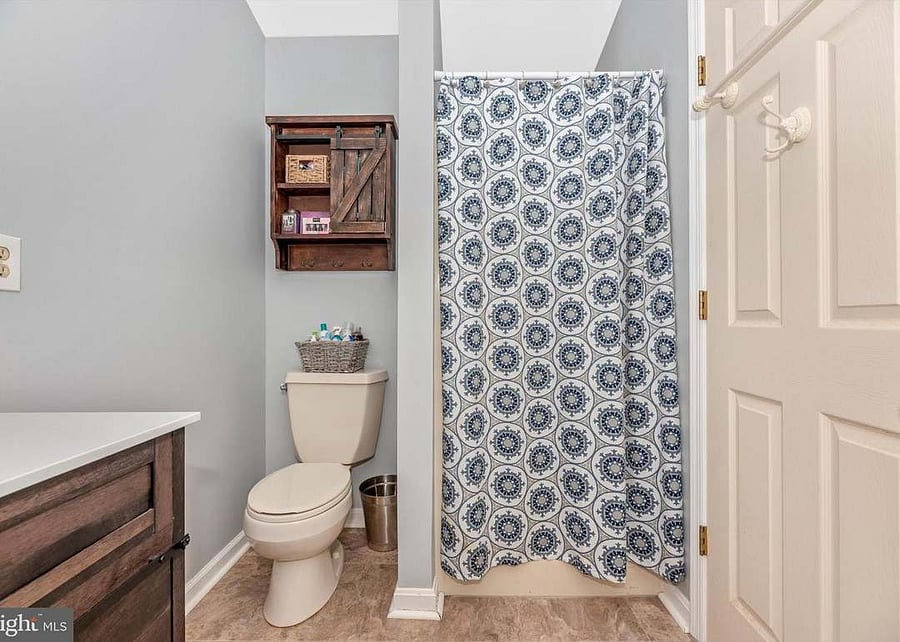 MBR shower