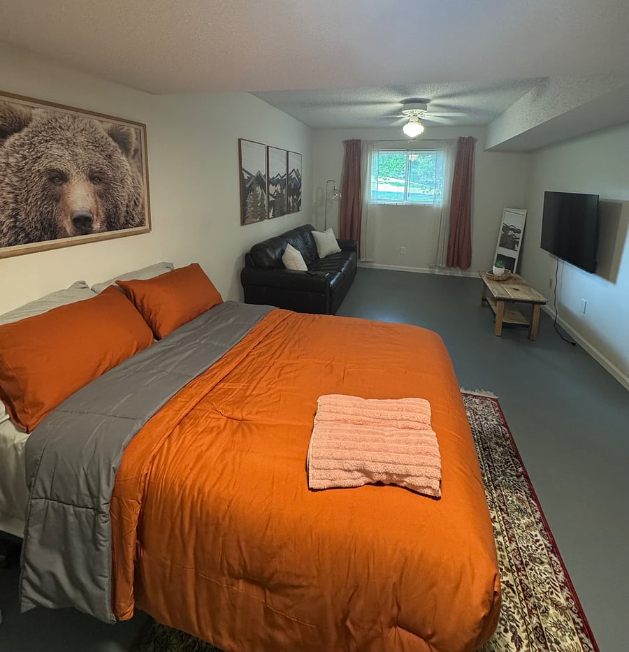 Downstairs bedroom #3