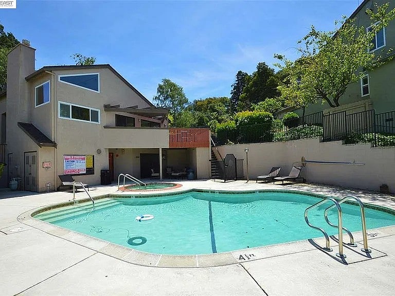 Furnished Finder property 939649_1 photo 17