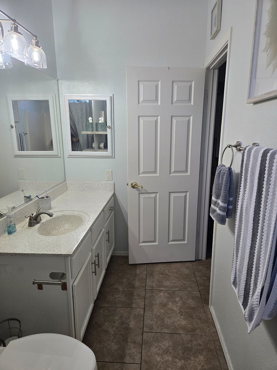 Guest Bathroom.