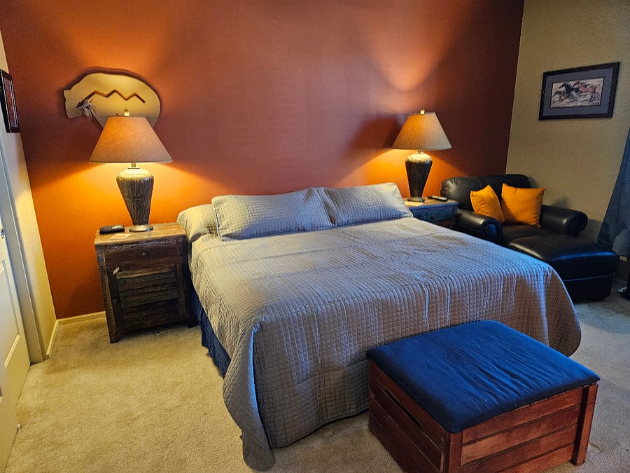 King Bed with chair and ottoman