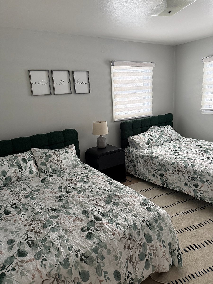Bedroom 2 - 2 Full Beds