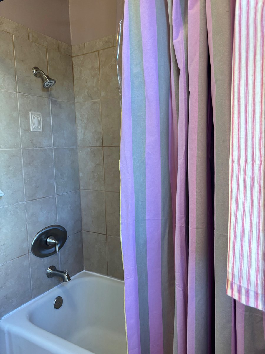 Bath Tub