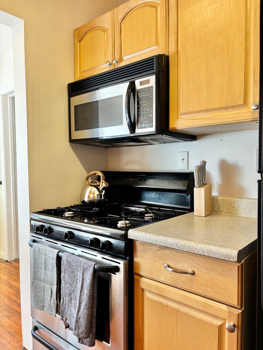 Kitchen Stove