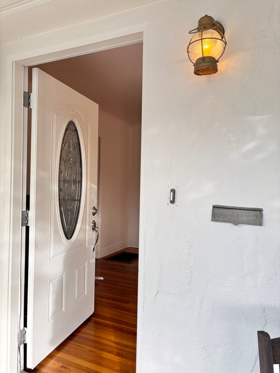 Cottage Entryway