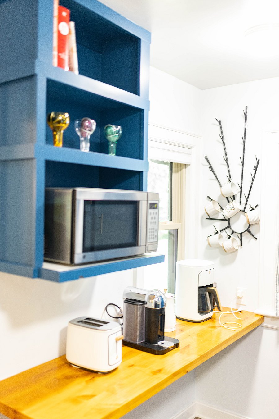 Shared kitchen on the main floor