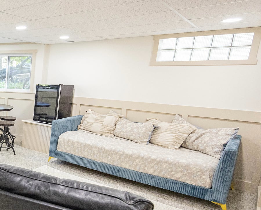 Basement entertainment space