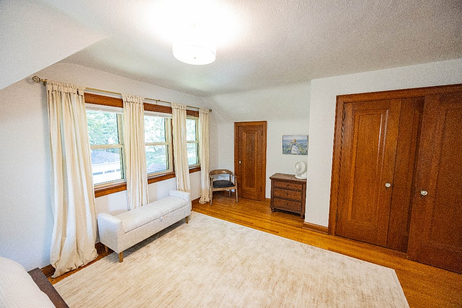 King suite bedroom upstairs