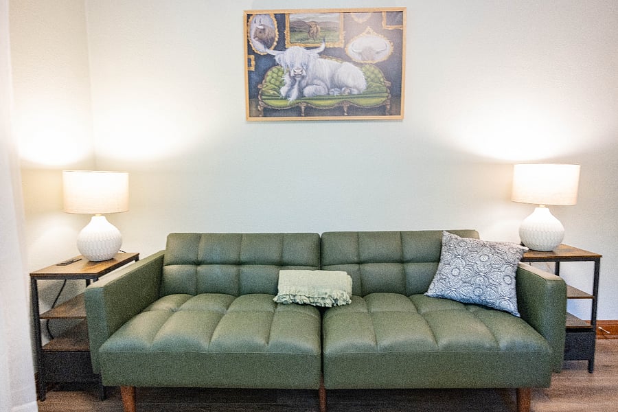 Main floor queen suite