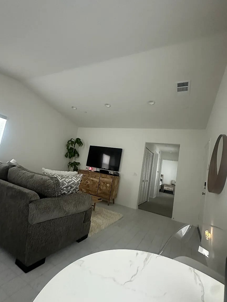 Furnished Finder property 940112_1 photo 4