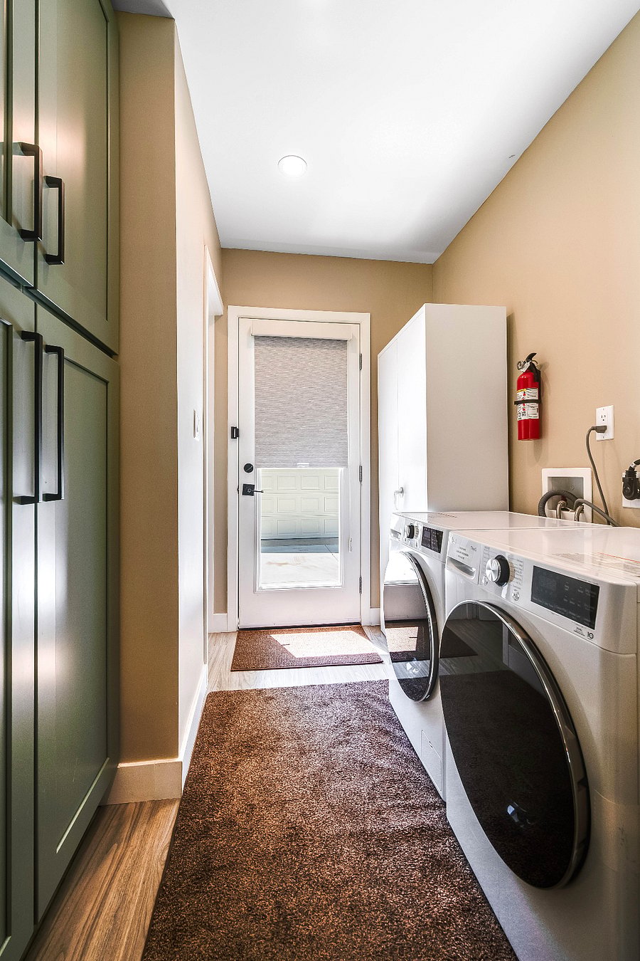 Washer & Dryer