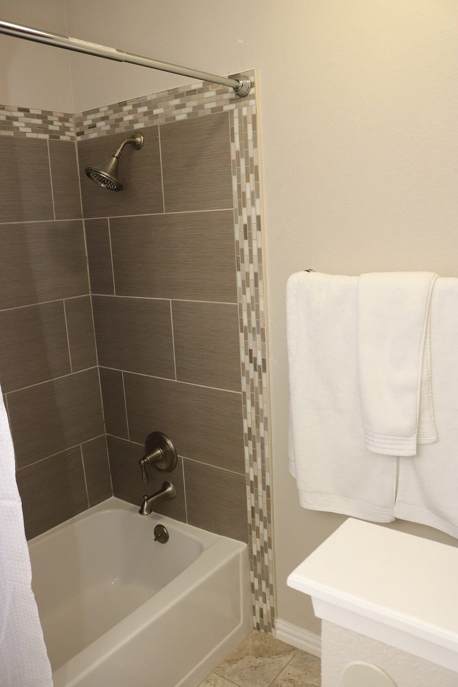 Furnished Finder property 940193_1 photo 22