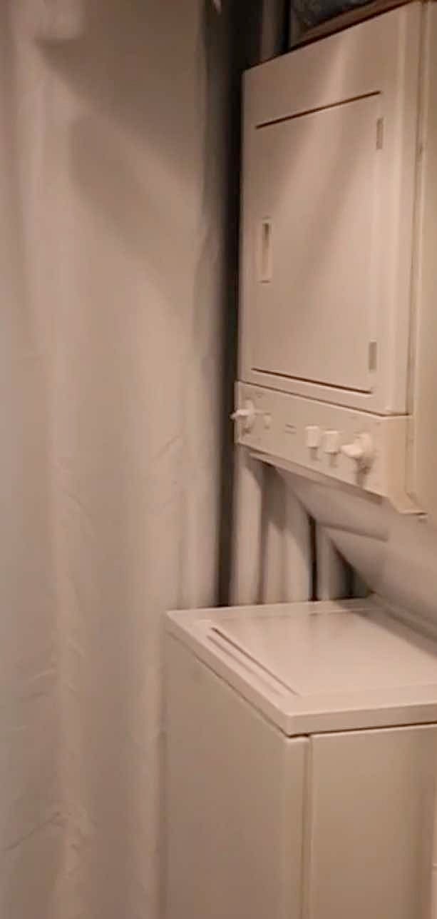 In-unit washer and dryer.