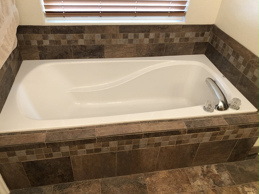 Master Bathroom Tub