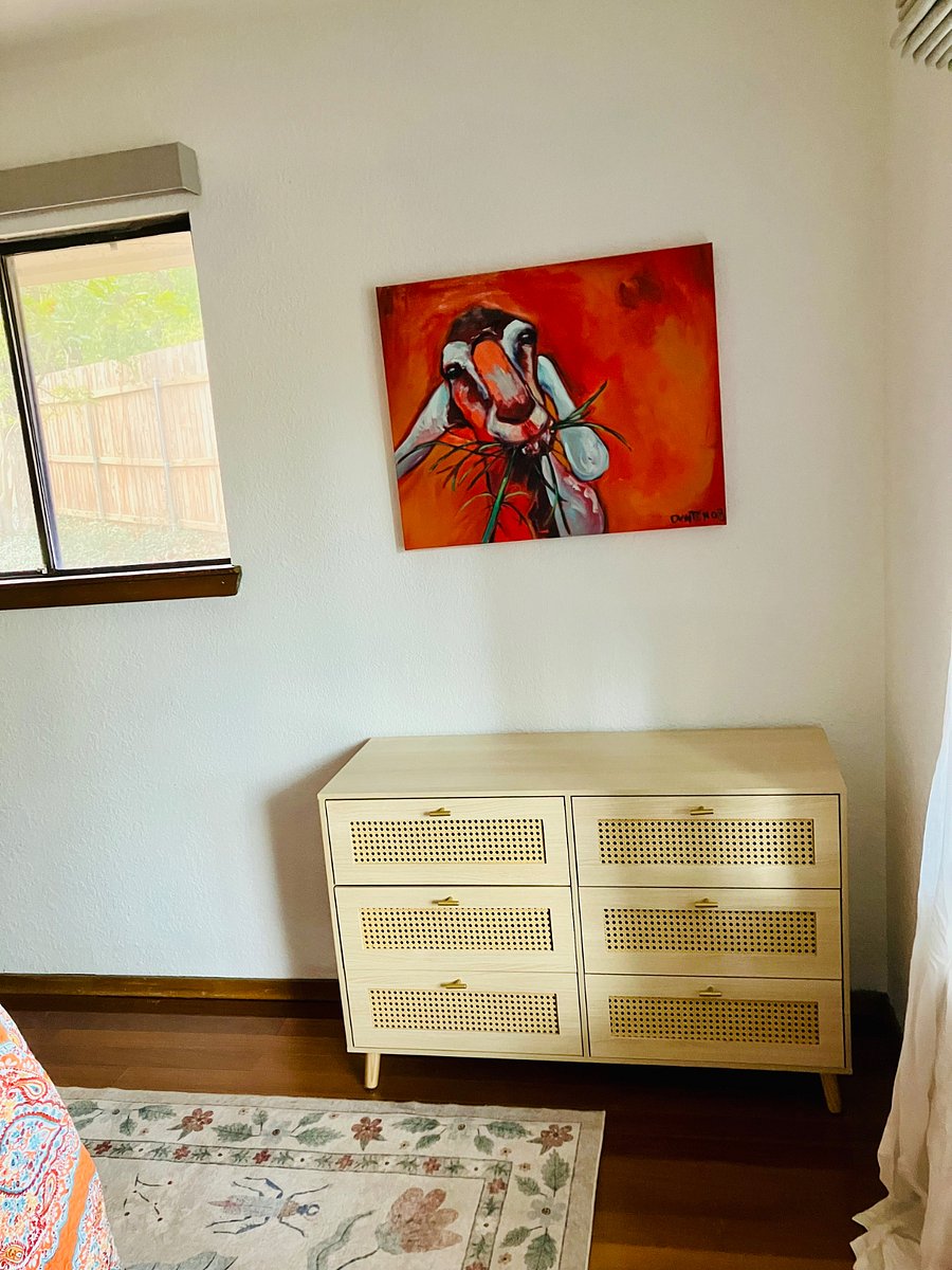 Dresser. Small window w/new blackout shade