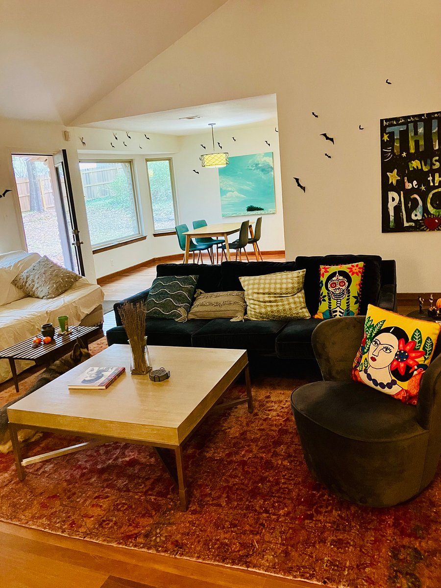 Living room w/big TV & lots of comfy seating. I like staying in my area of the house, so good & private.