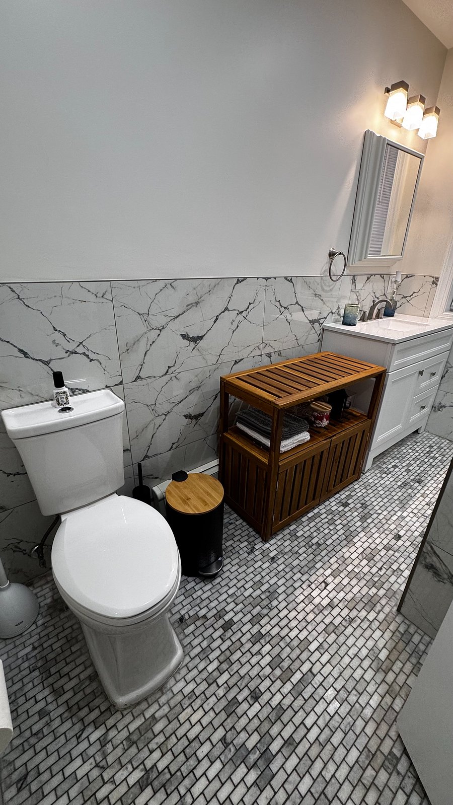 Full bathroom