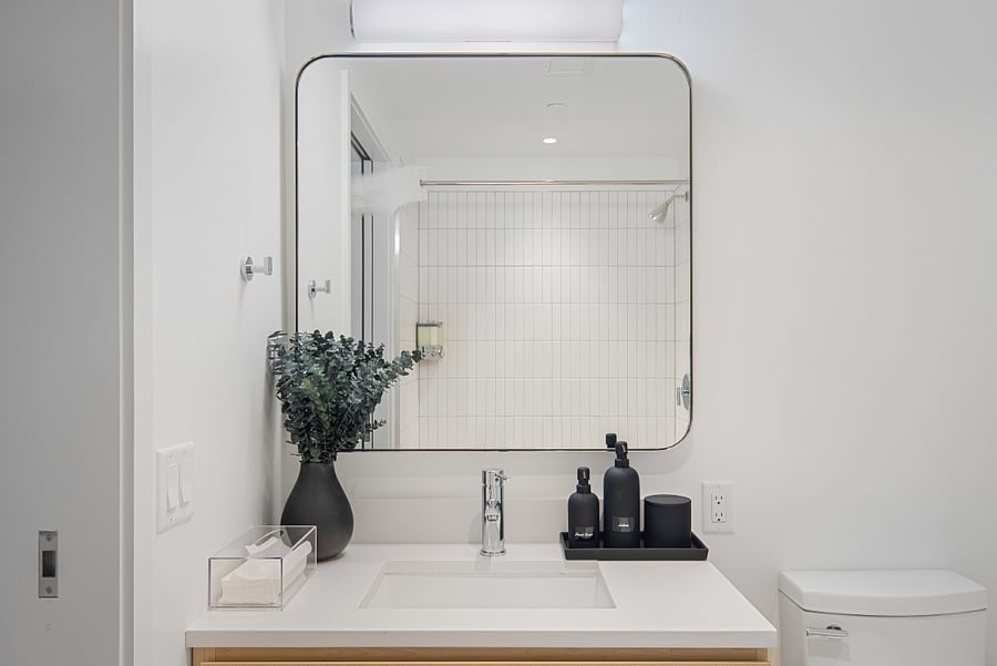 A beautifully maintained bathroom with a touch of sophistication.
Enjoy a refreshing start and a relaxing end to your day.