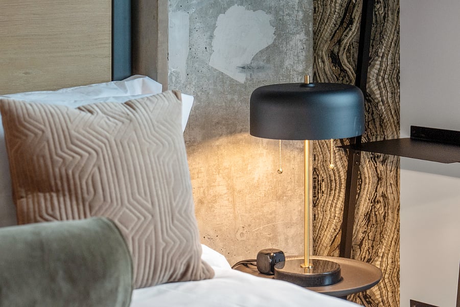 Where luxury feels effortless and sleep comes naturally.
Relax in a bedroom curated for calm, comfort, and clarity.