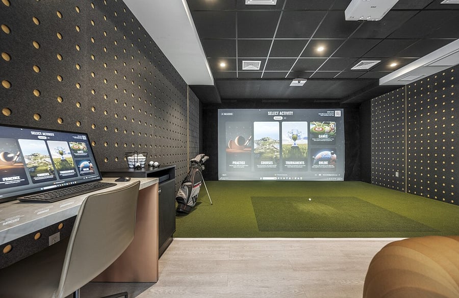 A quiet, refined room for virtual play and skill building.
Experience realistic golf in a space created for comfort and accuracy.