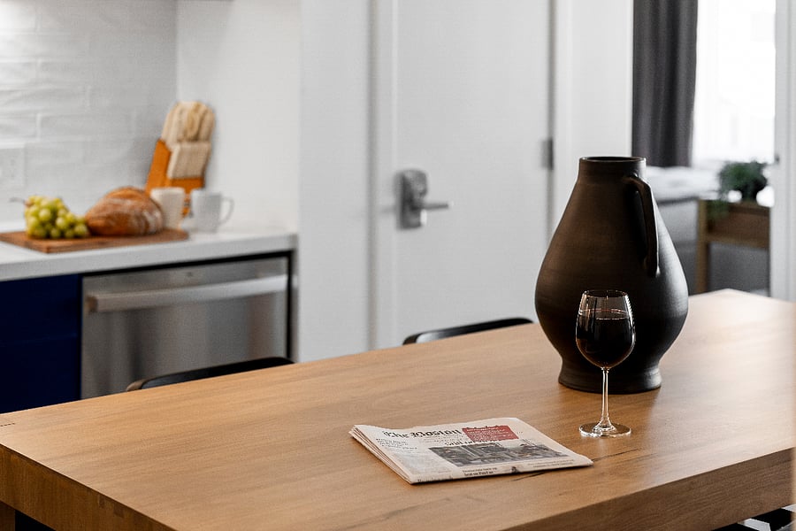 Enjoy meals together in a stylish dining area with elegant touches.
The perfect place for breakfast, dinner, and everything in between.