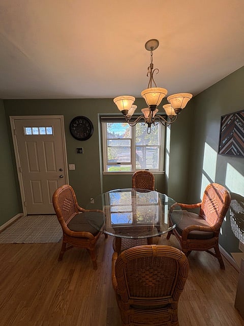 dining / kitchen