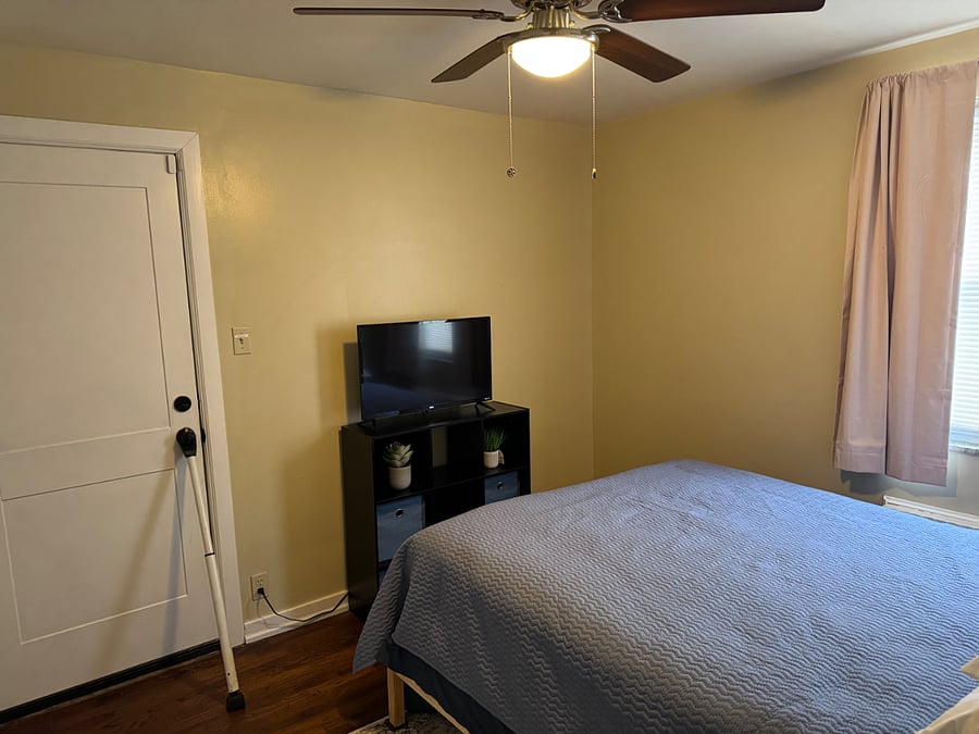 BEDRROOM 2_ANGLE_2