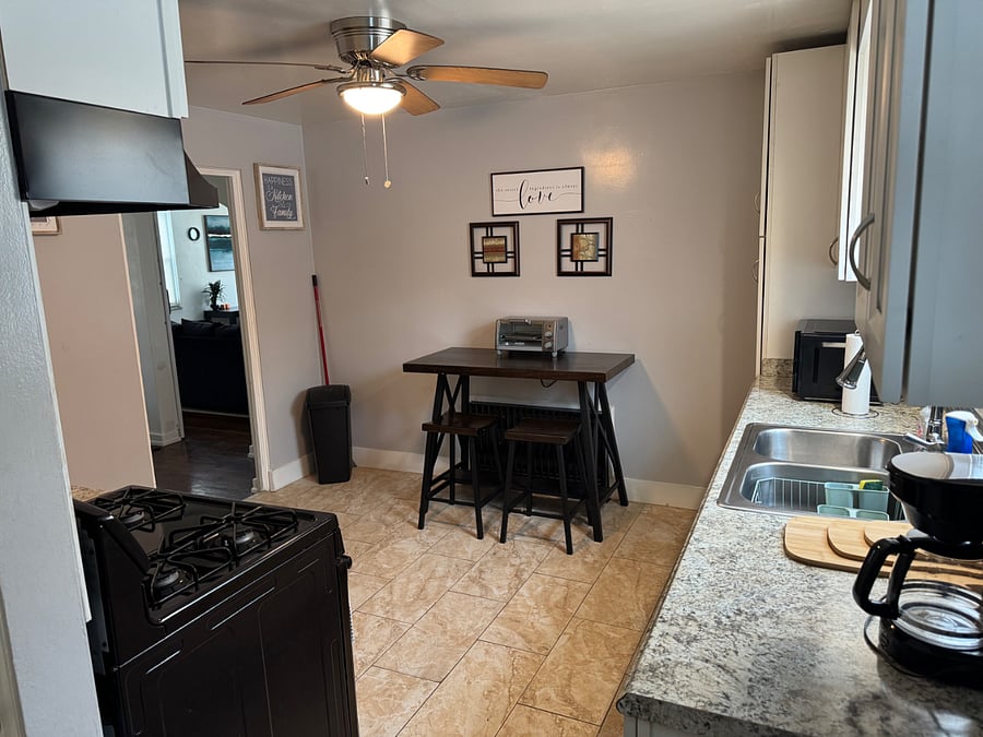 KITCHEN ANGLE_2