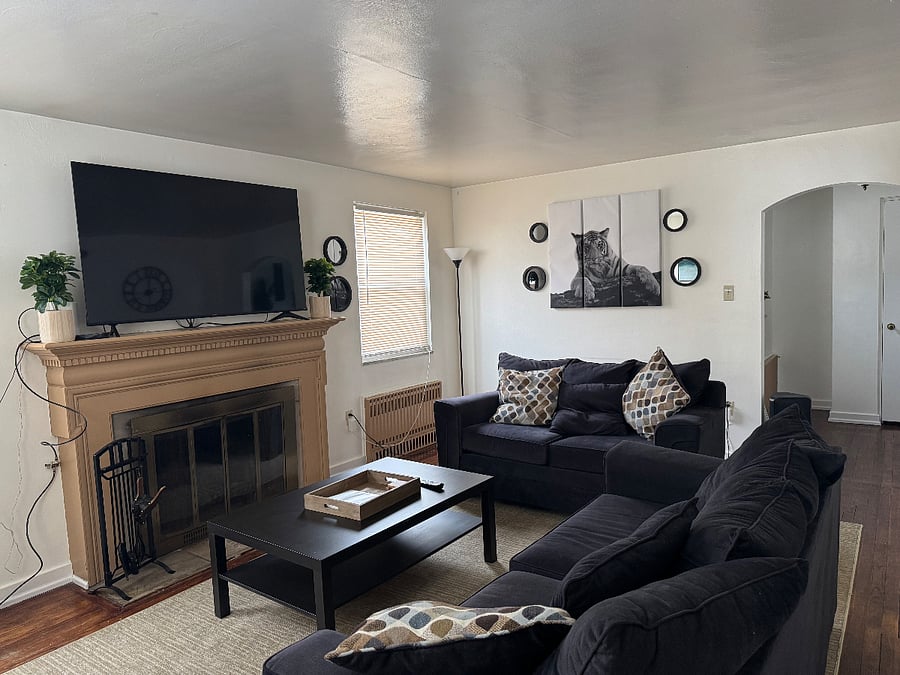 LIVINGROOM_2