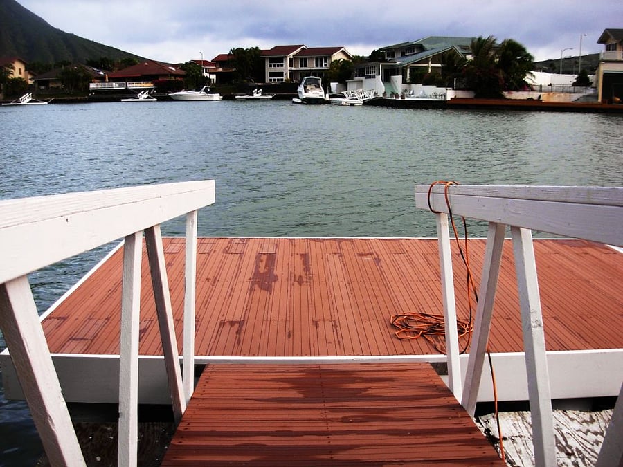 Dock on the marina front for Kayak access. The dock is currently still usable but was damaged in the storms and a new dock has been ordered.