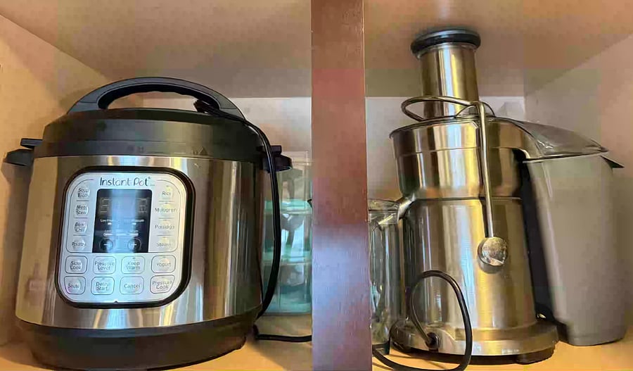 Kitchen appliances: InstaPot and Juicer