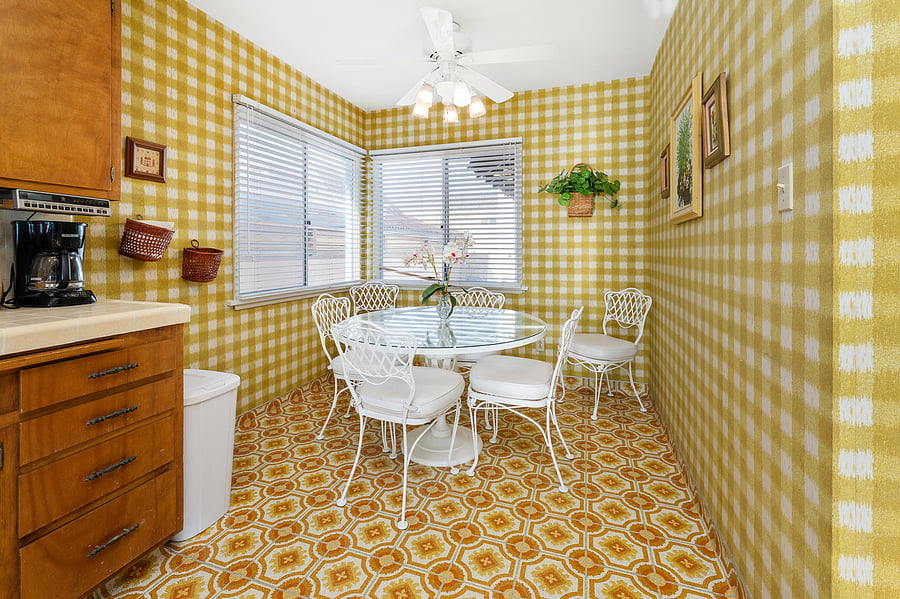 Breakfast Nook