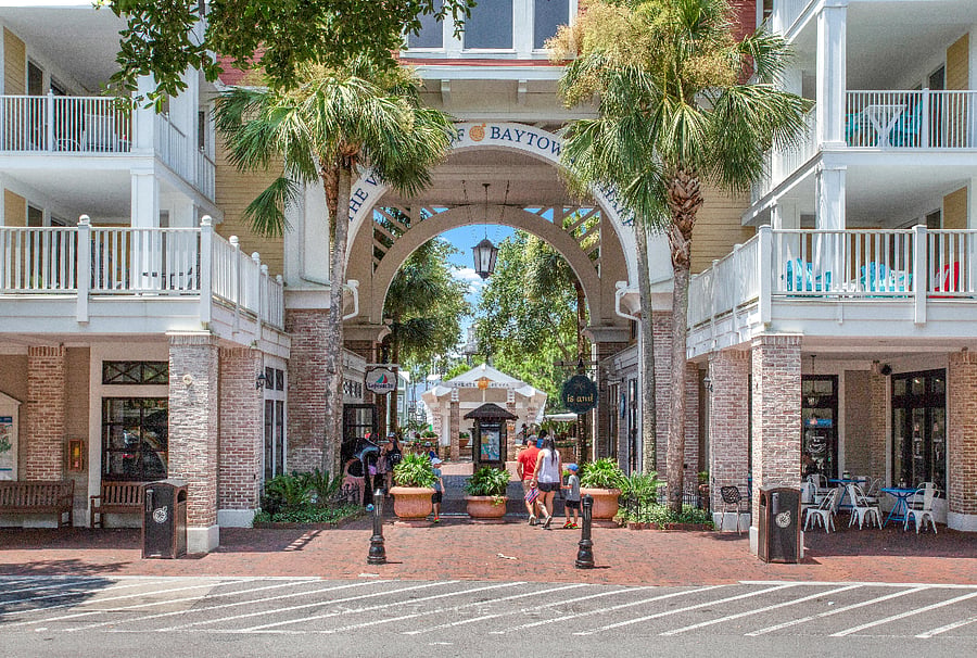 Village of Baytowne Wharf