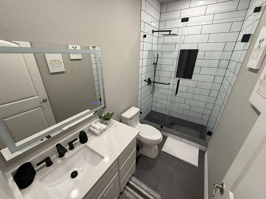 Full Bath 2
