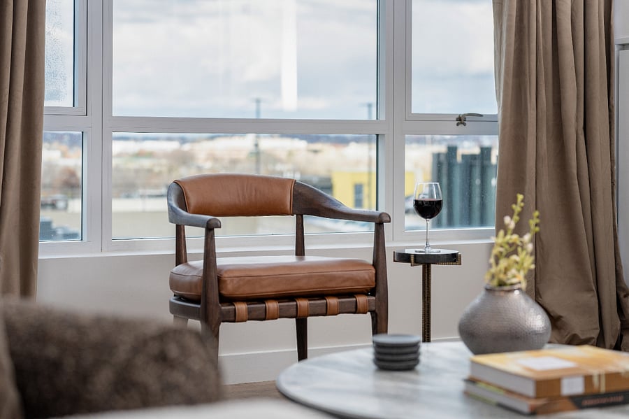 A beautifully curated living space where design and comfort meet.
Settle into a room that feels both indulgent and effortlessly welcoming.