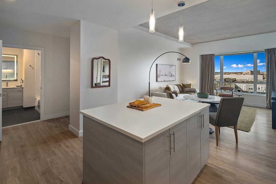 Sophisticated design meets everyday convenience.
A kitchen built for both effortless meals and memorable moments.