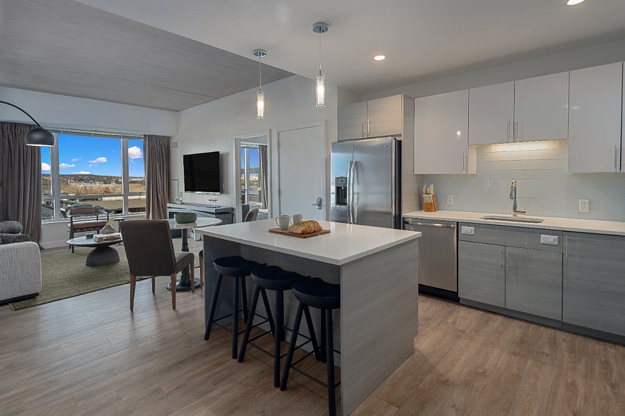 A bright and thoughtfully designed kitchen ready for any recipe.
Experience the joy of cooking in a refined, welcoming space.
