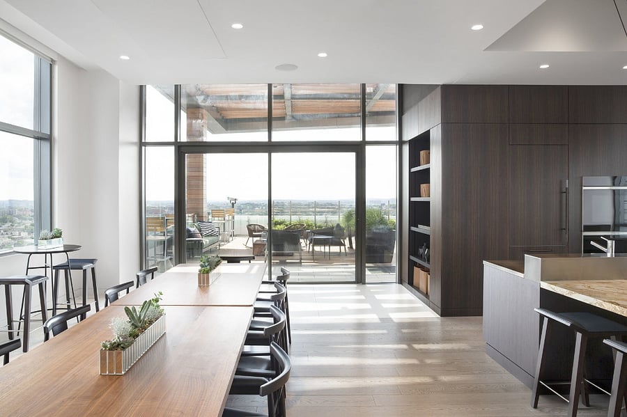 A beautifully designed communal dining and bar space.
Perfect for shared meals, evening drinks, and memorable moments.