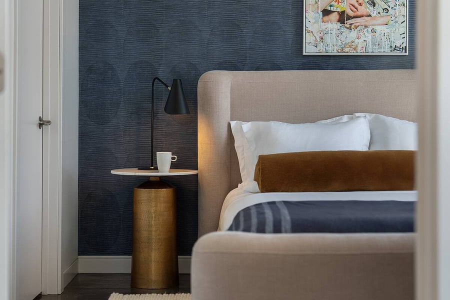A soothing atmosphere designed for deep rest.
Experience comfort elevated by refined simplicity.